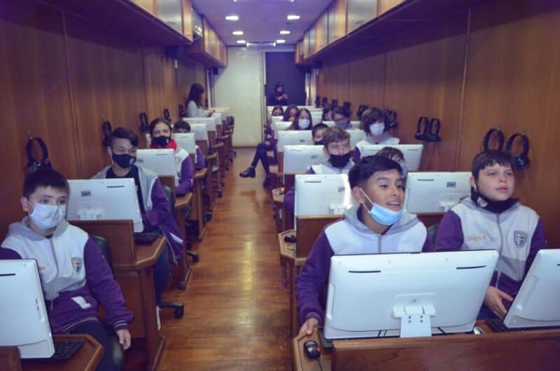 Visitas guiadas de estudiantes a la Legislatura: destacan que facilita un aprendizaje "más significativo" 2 4 - legislatura 10 - 3