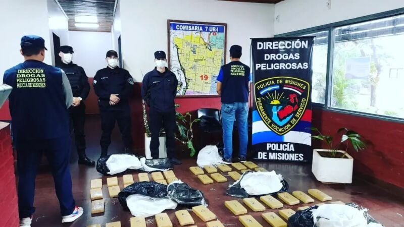 Posadas: secuestraron una carga de marihuana oculta en un contenedor 1 2 - marihuana 2 - 1