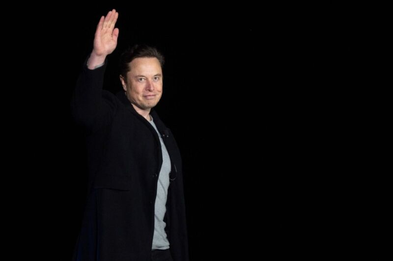 Elon Musk confirmó la suspensión de la compra de Twitter