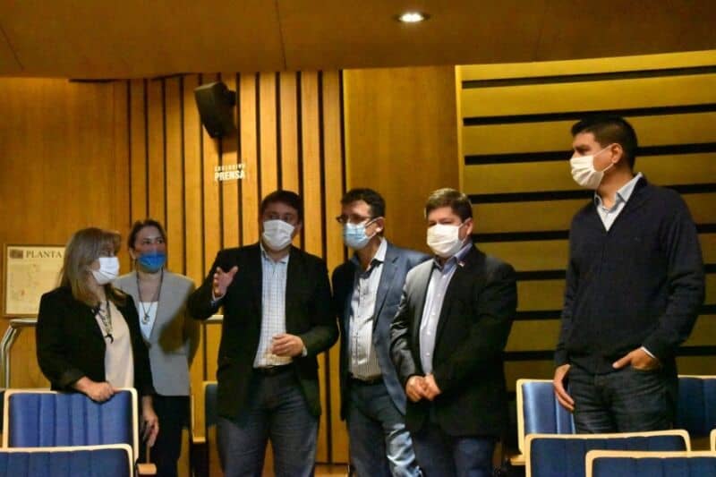 Funcionario del Gobierno nacional conoció y recorrió la Legislatura misionera 3 6 - visita de funcionario 9 - 5