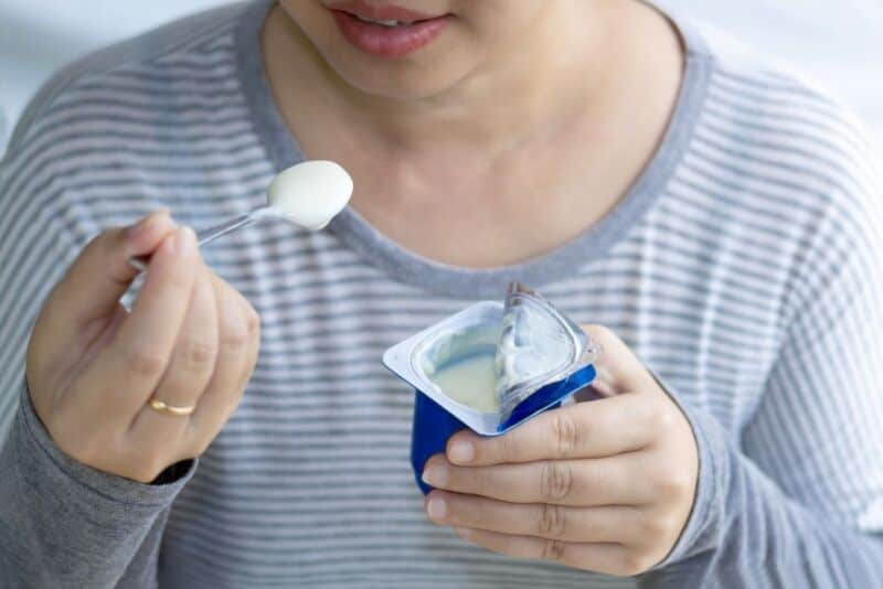 Afirman que consumir yogur puede disminuir el riesgo se sufrir una enfermedad cardiovascular