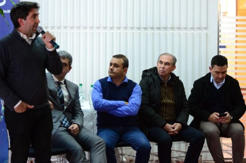 Herrera Ahuad supervisó el inicio de las obras en el aeropuerto de Posadas 3 6 - 4 AEROPUERTO DE POSADAS - 5