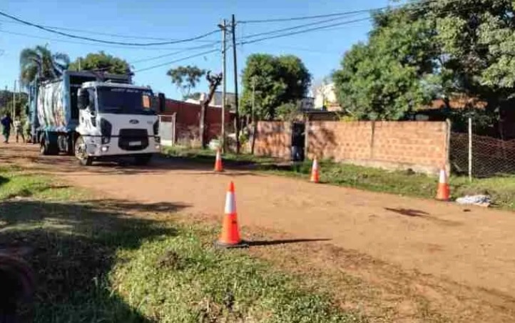 Posadas: trabajador municipal murió luego de ser aplastado por un camión recolector