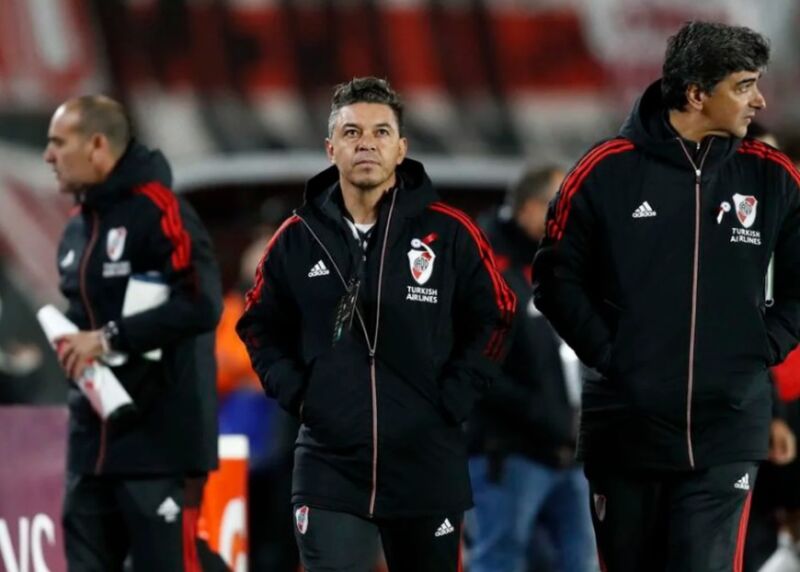 Las opciones de River tiene en el radar mientras espera por la decisión de Suárez