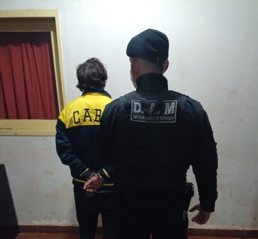 Atraparon a dos jóvenes por intento de robo y a un hombre por violencia familiar
