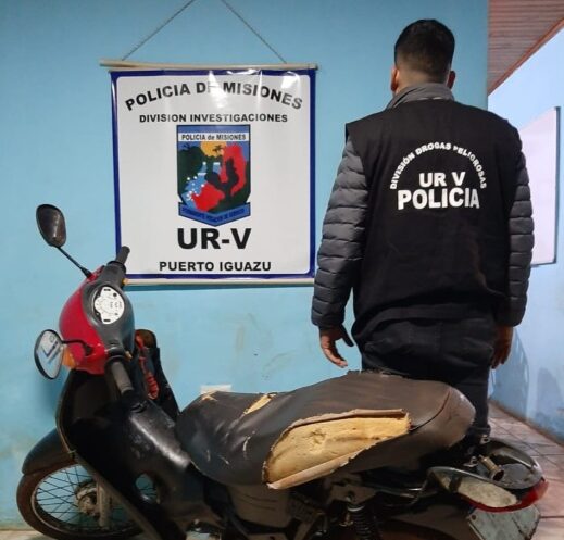 Iguazú: recuperaron una moto y una columna de hierro robadas