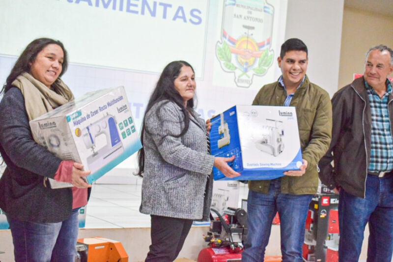 San Antonio: emprendedores recibieron insumos del Banco de Herramientas 2 4 - banco de herramientas 2 - 3