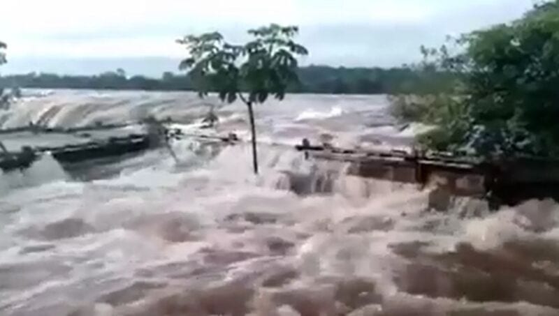 Cataratas: crecida extraordinaria y cierre del circuito de Garganta del Diablo