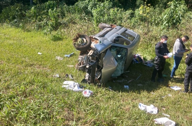 Dos heridos de gravedad en un despiste y vuelco en Montecarlo