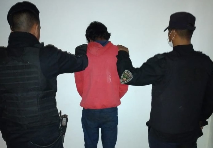 Detuvieron a un hombre por amenazar a toda una familia en San Ignacio