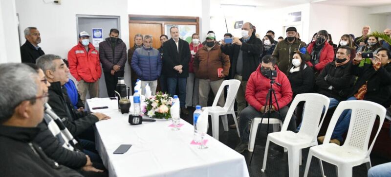 Ripoll presentó a sus nuevos funcionarios en Garupá 1 2 - foto garupa 2 1 - 1