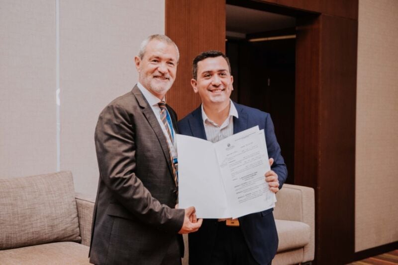 Herrera Ahuad acompañó la inauguración del IV Simposio de Cirugía Estética Iguazú 2022 6 12 - herrera en simposio 7 - 11