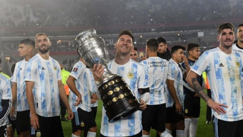 Messi cumple 35 años en plena vigencia