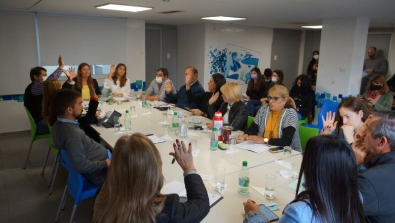 Buscan que la Ley Provincial del Deporte y Recreación se aplique también a los deportes electrónicos 3 6 - propuesta de ley 4 - 5