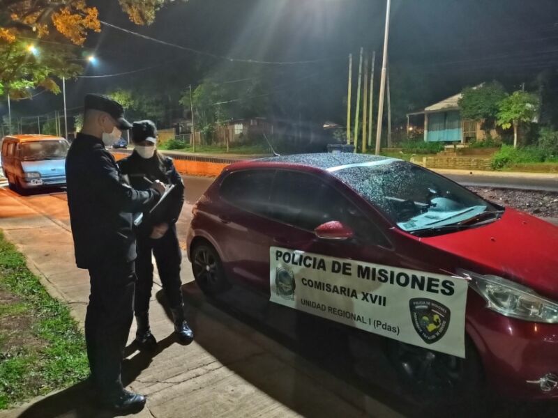Recuperaron un auto robado luego de una persecución en Posadas