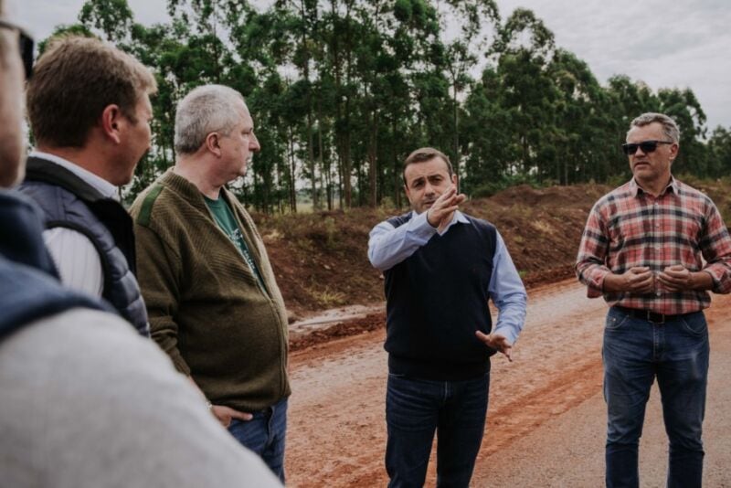 Con la presencia de Herrera Ahuad iniciaron las obras de asfalto del último tramo de la Ruta Provincial Nº2 3 6 - ruta 7 - 5