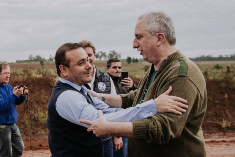 Con la presencia de Herrera Ahuad iniciaron las obras de asfalto del último tramo de la Ruta Provincial Nº2 1 2 - ruta 9 - 1