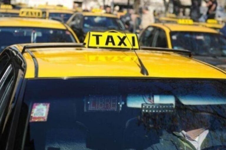 Se tomó un taxi desde Buenos Aires a Rosario y se negó a pagar los $41.200 del viaje