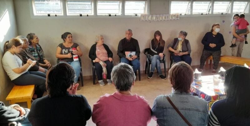 Penayo se reunió con vecinos del barrio Aeroclub de Posadas para conocer sus demandas