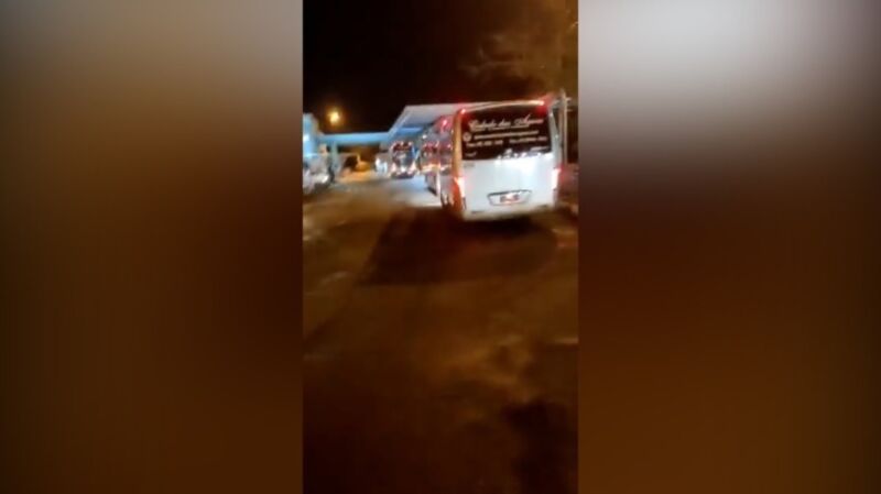 Cruce fronterizo Iguazú- Foz: crece el malestar por las largas demoras