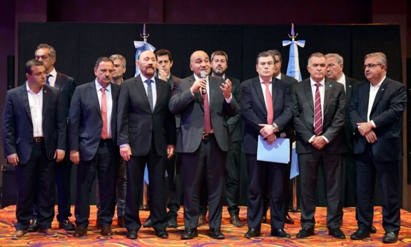 Gobernadores del Norte Grande pidieron mayor federalismo y gasoducto para Misiones y Corrientes