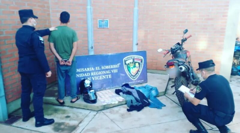 El Soberbio: aprehendieron a motociclista acusado de asaltar y robar dinero en una estación de servicio