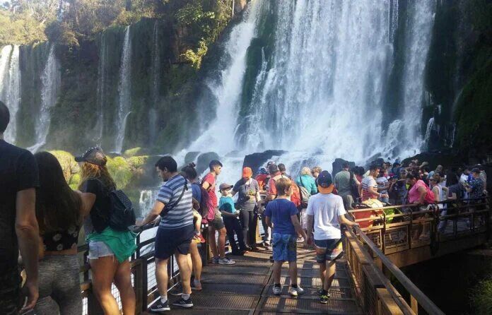 Misiones intensifica su actividad económica con más turismo e inversiones