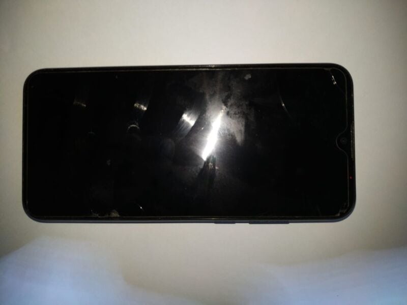 Golpeó a una joven para robarle el celular y terminó tras las rejas