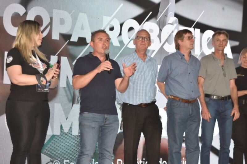 Campo Grande fue sede de la primera fecha de la Copa Robótica Misiones 13 26 - copa robotica misiones 13 - 25