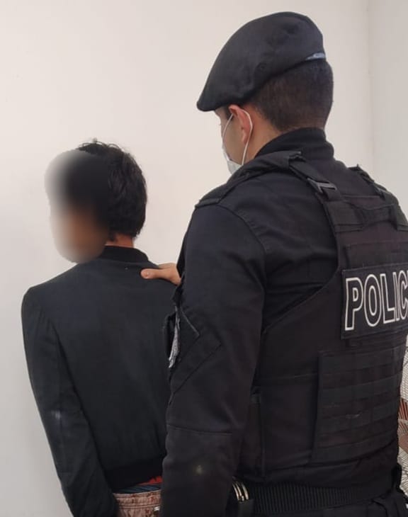 Le robó el perro a una vecina de Garupá y fue detenido 1 2 - joven ladron de perros 1 - 1