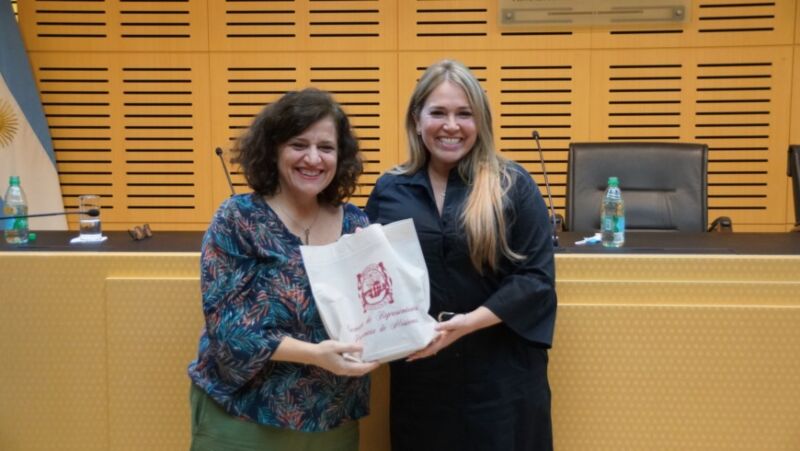 Legislatura: presentaron nuevas metodologías de la línea 102 9 18 - legislatura 7 1 - 17