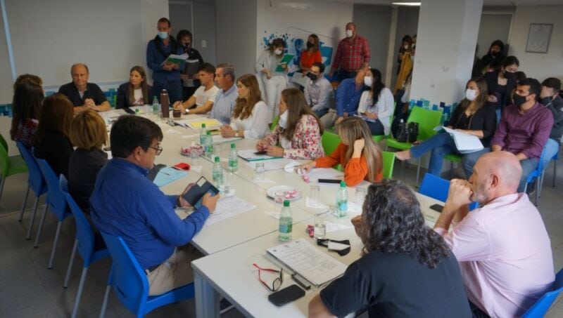 Obtuvo dictamen la propuesta para regular la implementación de parques productivos sustentables 2 4 - legislatura comision 3 - 3