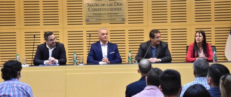 Legislatura: presentaron el programa "Familia Misionera" 1 Legislatura: presentaron el programa "Familia Misionera"
