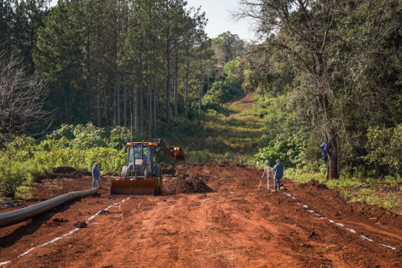 Passalacqua y el intendente Hassan recorrieron las obras del Acueducto Troncal Norte en Oberá 1 2 - obera passalacqua 1 - 1