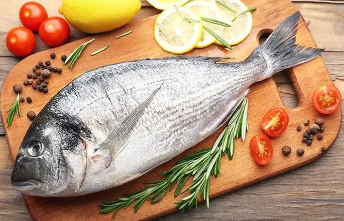 Los beneficios de consumir pescado
