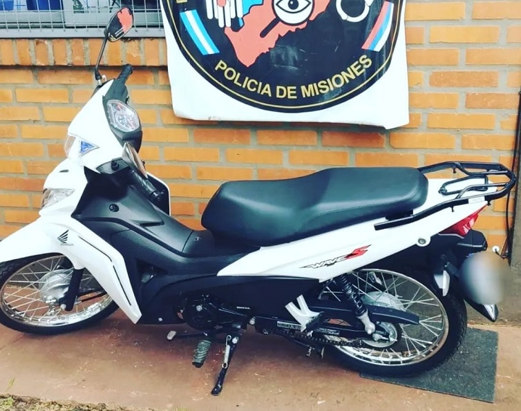 Recuperaron dos motocicletas en Posadas y Garupá