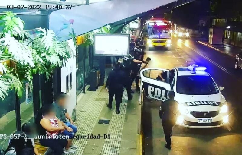 Terminó preso tras ser filmado cuando provocaba daños en una parada de colectivos