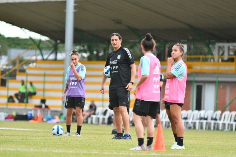 La Selección Argentina se entrenó con normalidad pese a las fuertes lluvias en Auckland
