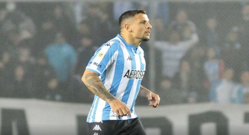 Vecchio sigue sin ir a las prácticas y se aleja de Racing
