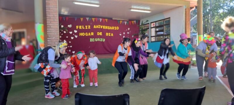 <strong>Hogar de Día Iguazú: ocho años de contención a la niñez y adolescencia vulnerables</strong> 1 2 - Aniversario Hogar Iguazu 9 - 1