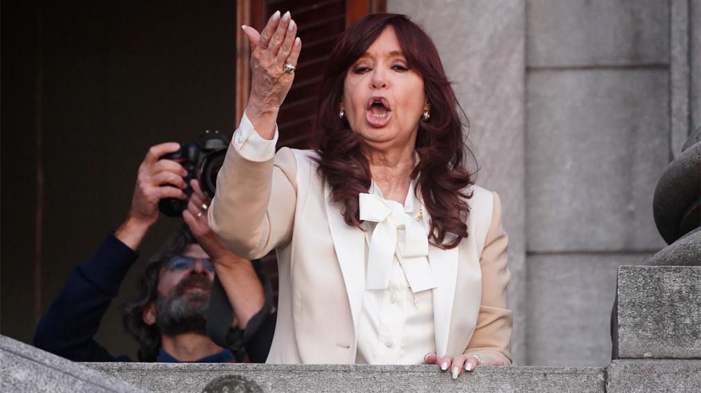 CFK: "Quieren prohibir las manifestaciones