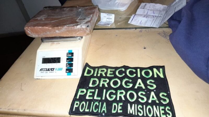 Capturaron a dos hombres con cocaína