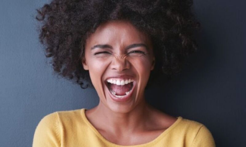 Científicos aseguran que la risa