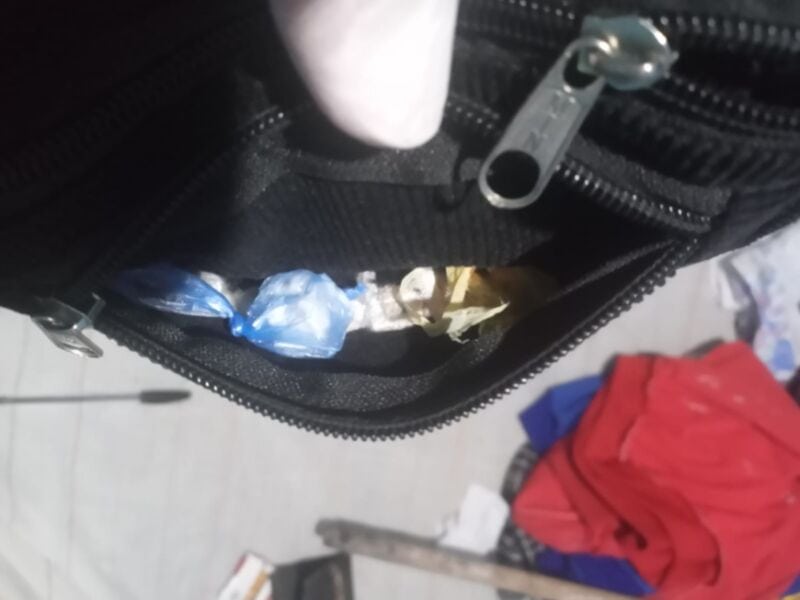 Desbarataron un "narcokiosco" en Posadas: hay cuatro detenidos 3 6 - Desbarataron un narcokiosco 4 1 - 5