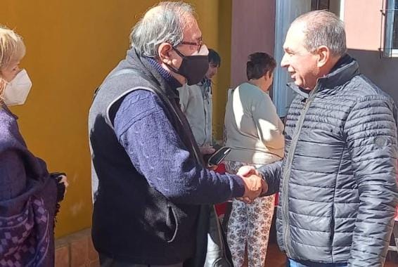 El intendente Stelatto votó