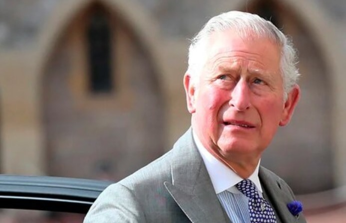 El príncipe Carlos habría aceptado