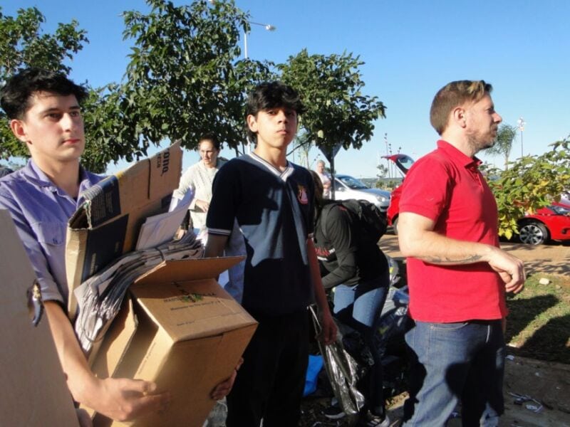 Estudiantes secundarios posadeños recolectaron más de 10 mil kilos de residuos reciclables 4 8 - Estudiantes secundarios posadenos 1 - 7