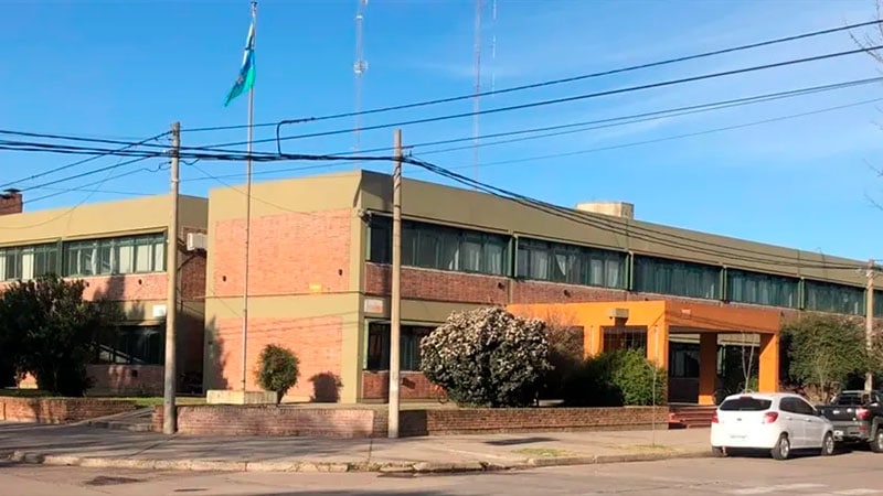 Familiares de estudiante atacaron a piedrazos la casa de una docente por haberla desaprobado
