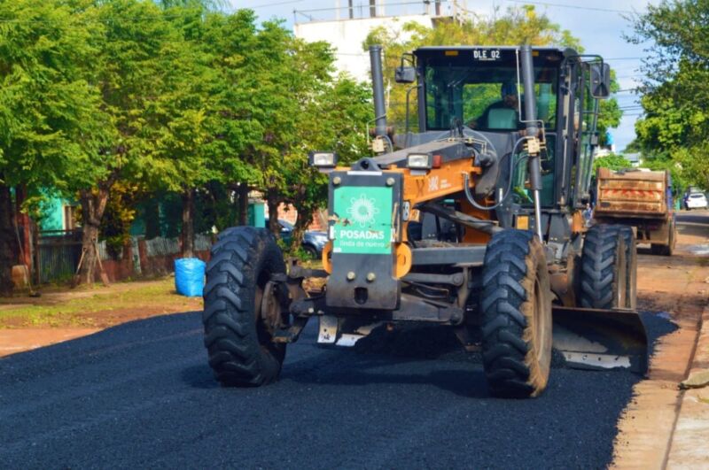 <strong>Finalizaron obras de mantenimiento en calles de la Chacra 6 de Posadas</strong> 2 4 - Finalizaron obras de mantenimiento 3 1 - 3