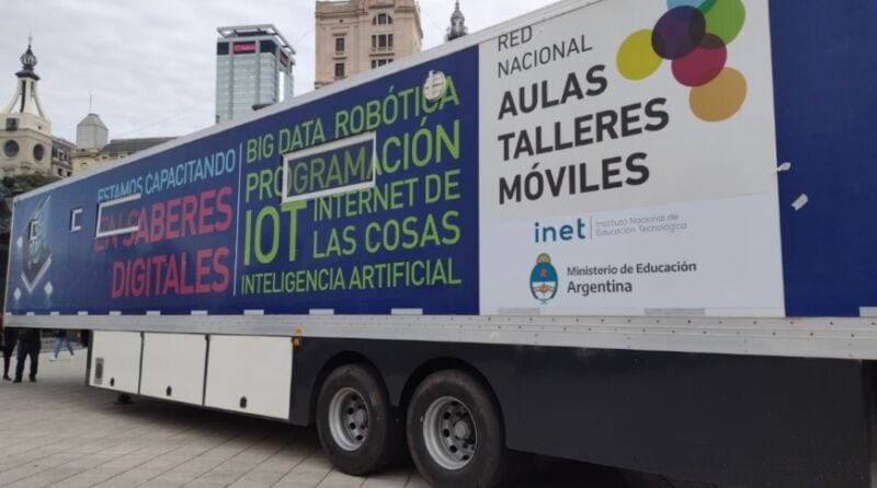 Misiones incorporará un aula taller móvil de saberes digitales